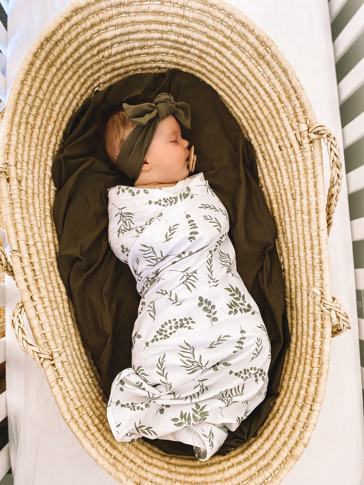 Organic Stretchy Swaddle - Eucalyptus